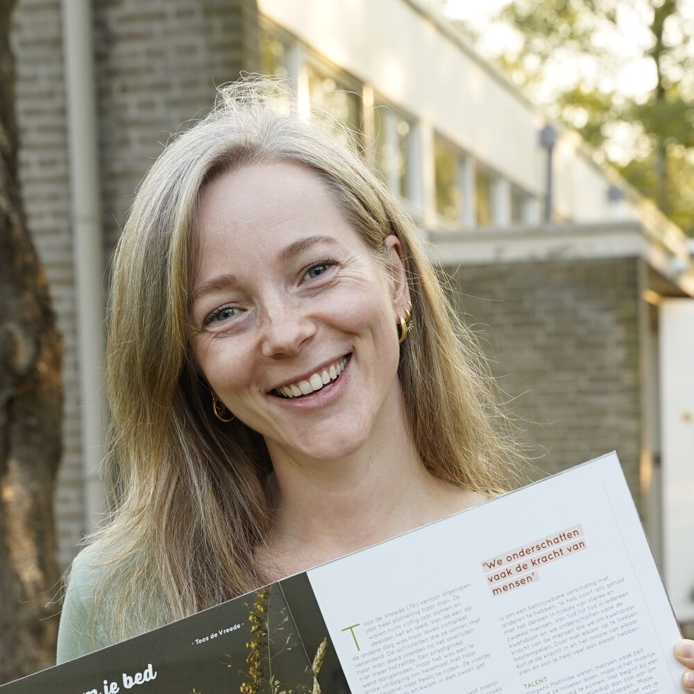 Laura van Assen Bloeit, externe relaties en communicatie
